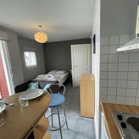 Studio La Rochelle, 1 Pièce, 2 Personnes - Fr-1-246-626 * La Rochelle (Charente-Maritime)